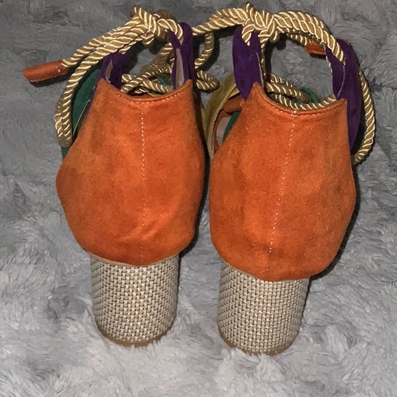 Colorful Strappy Block Heel Sandals - Picture 5 of 6